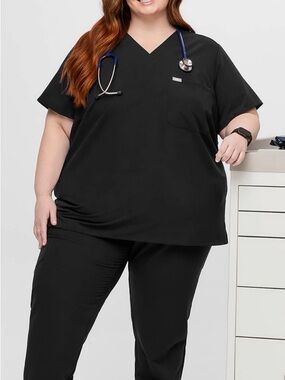 FIGS Catarina One-Pocket Scrub Top (5XL) Black
